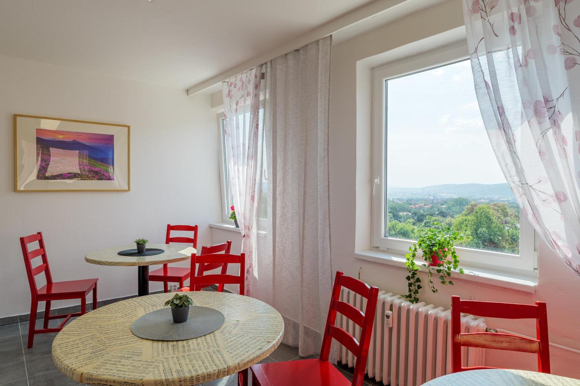 Auberge de jeunesse Cooliving à Prague Extérieur photo